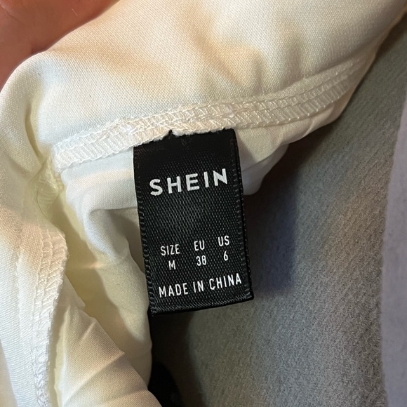 Pleated skirt - Picture 2 of 2